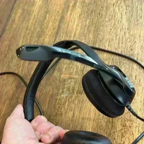 Logitech ClearChat Comfort/USB Headset Black - Picture 3 of 11